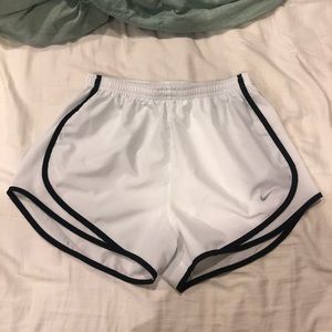 White nike shorts
